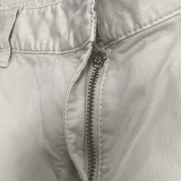 ANN TAYLOR Khaki‎ Cuffed Bermuda Shorts Size 8 Tan - Picture 7 of 9